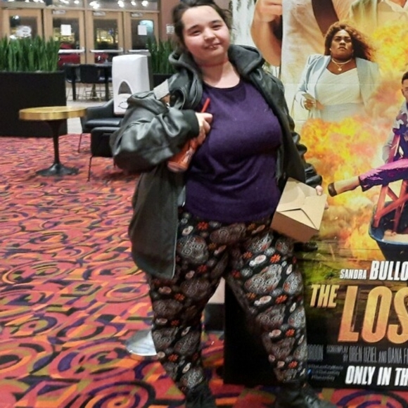 Meet your Posher, Katelyn - Picture 3 of 7